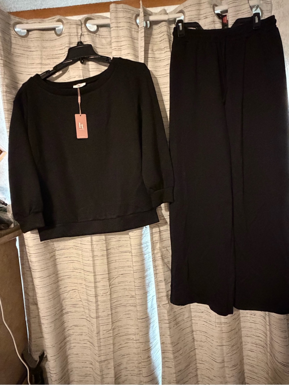 NWT Hotouch 2-Piece Lounge Set | Long Sleeve Pullover & Wide Leg Pants Size M